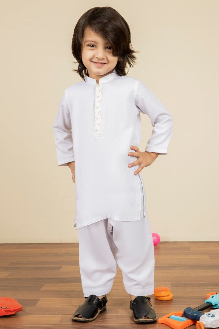 White Kameez Shalwar - J. Junaid Jamshed