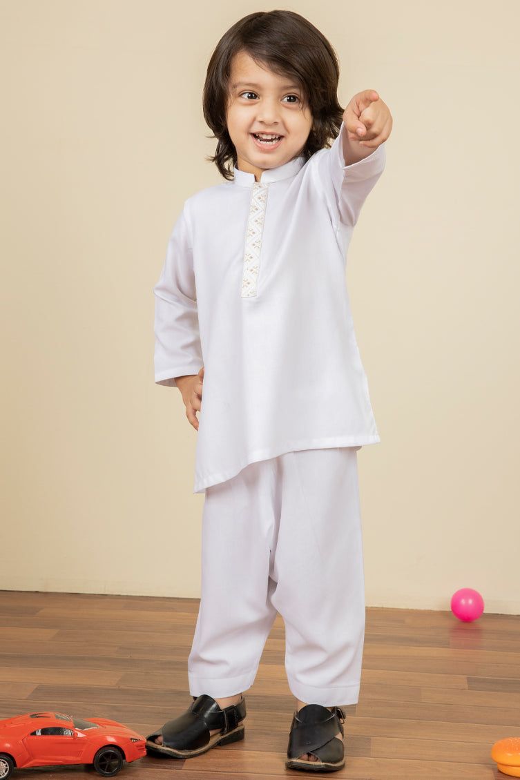 White Kameez Shalwar - J. Junaid Jamshed
