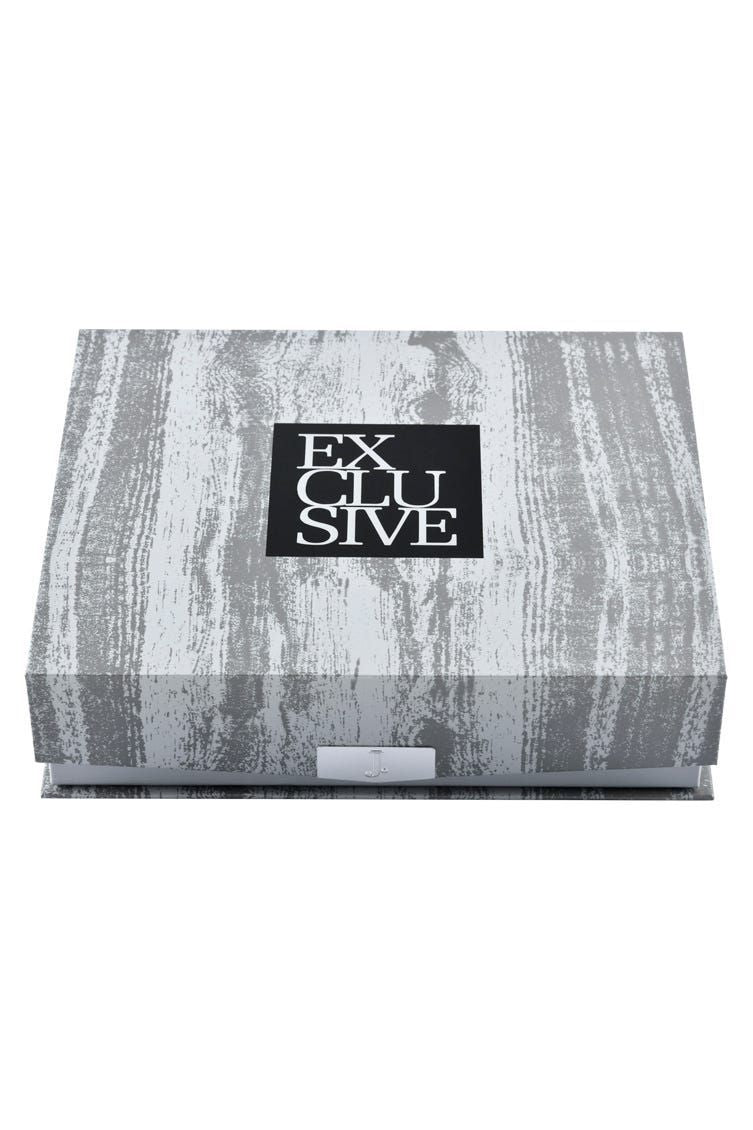 Exclusive Gift Set by J.